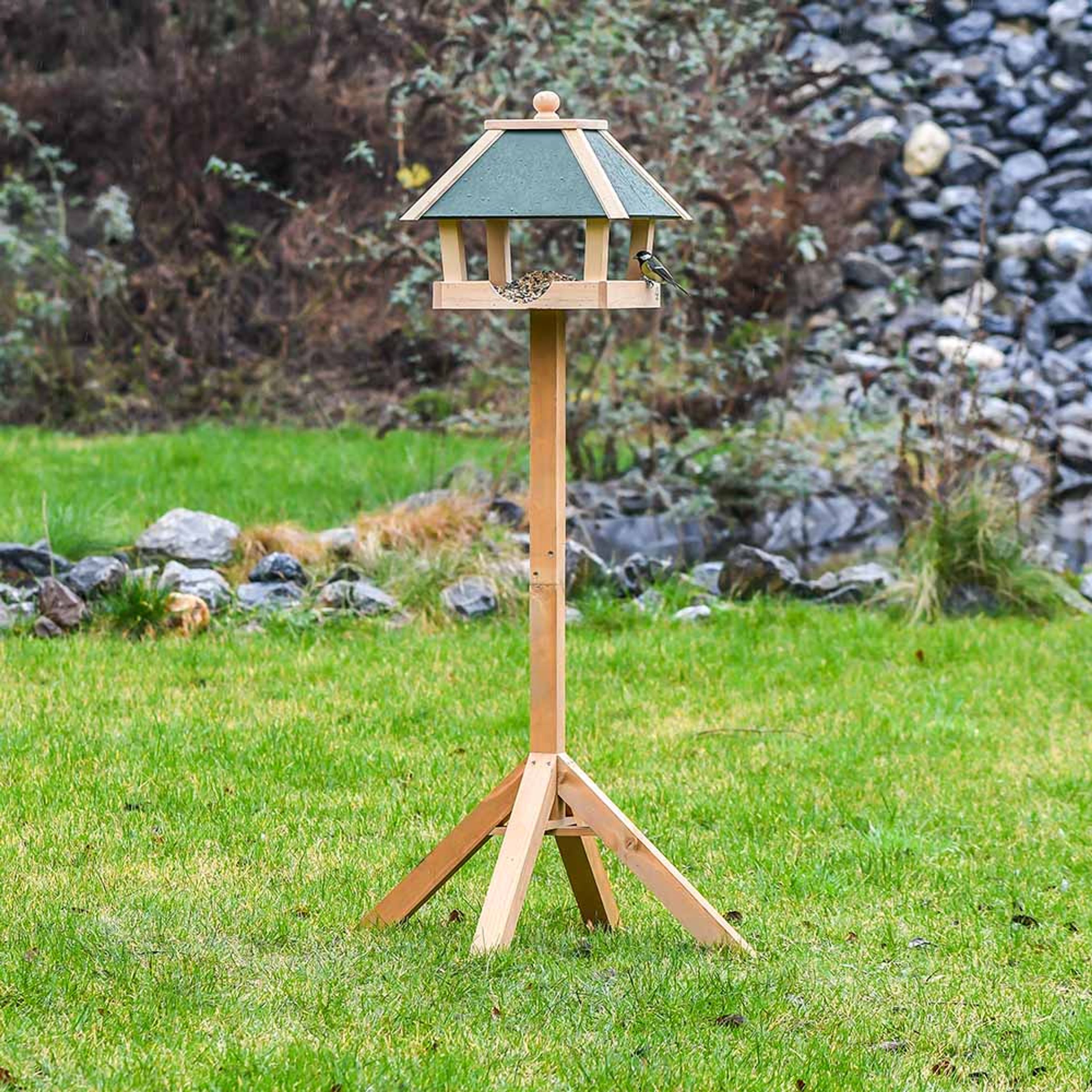 Comparer les prix de Mangeoire sur poteau Chevy - Vert | CJ Wildlife