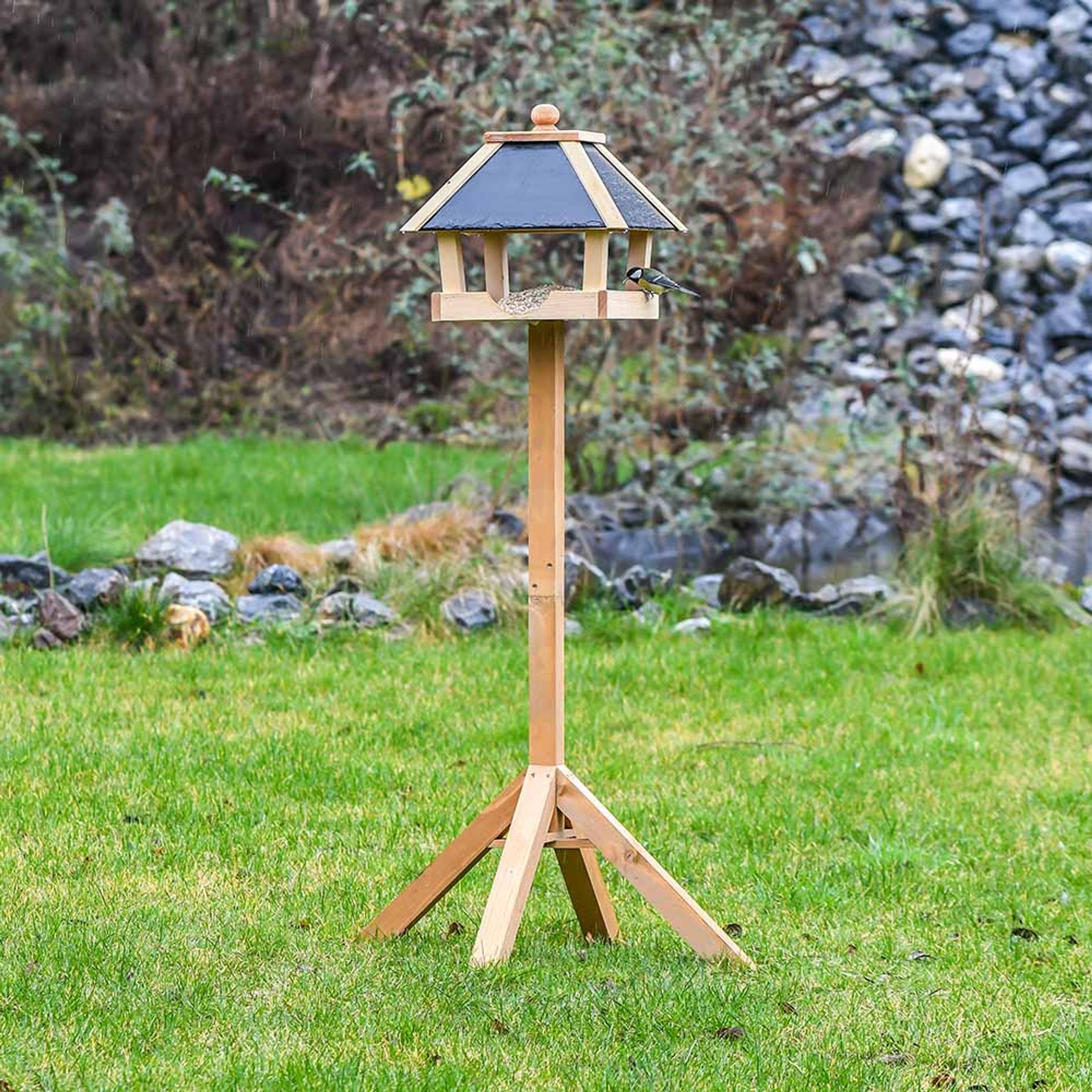 Meilleurs prix pour Mangeoire sur poteau Chevy (Ardoise) | CJ Wildlife