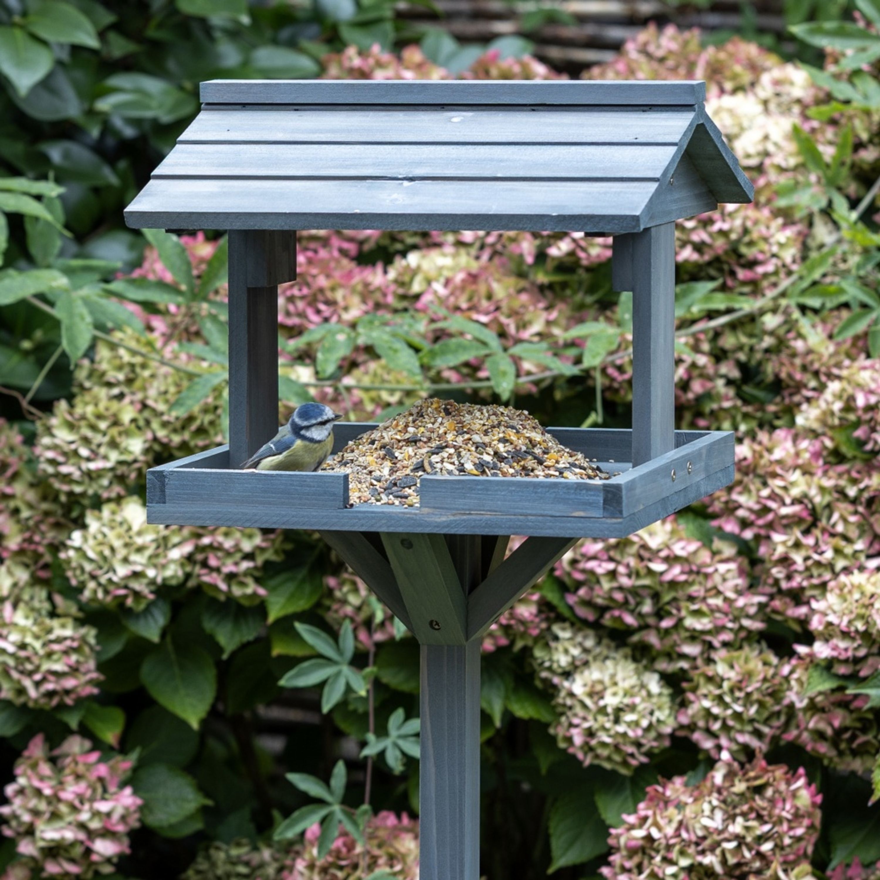 Gifts4Nature Voederhuis voor tuinvogels - Grijs | Gifts4Nature