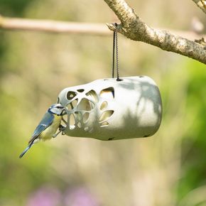 Esmee Futterhalter für Erdnussbutter