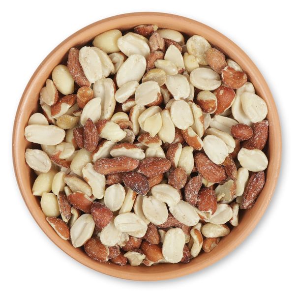 Gifts4Nature - 5kg Erdnüsse für Vögel - Ohne Salz und Aflatoxin - 45% Fett und 26,5% Eiweiß - Ganze und gehackte Erdnüsse - Vogelfutter