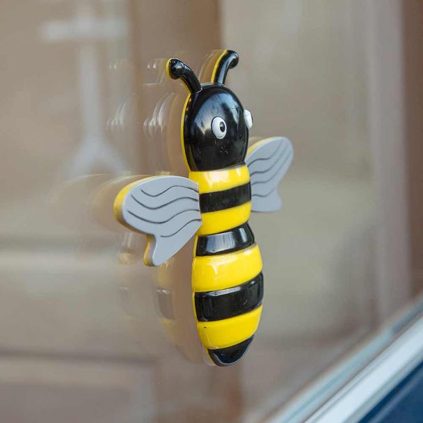 Window Thermometer Bee