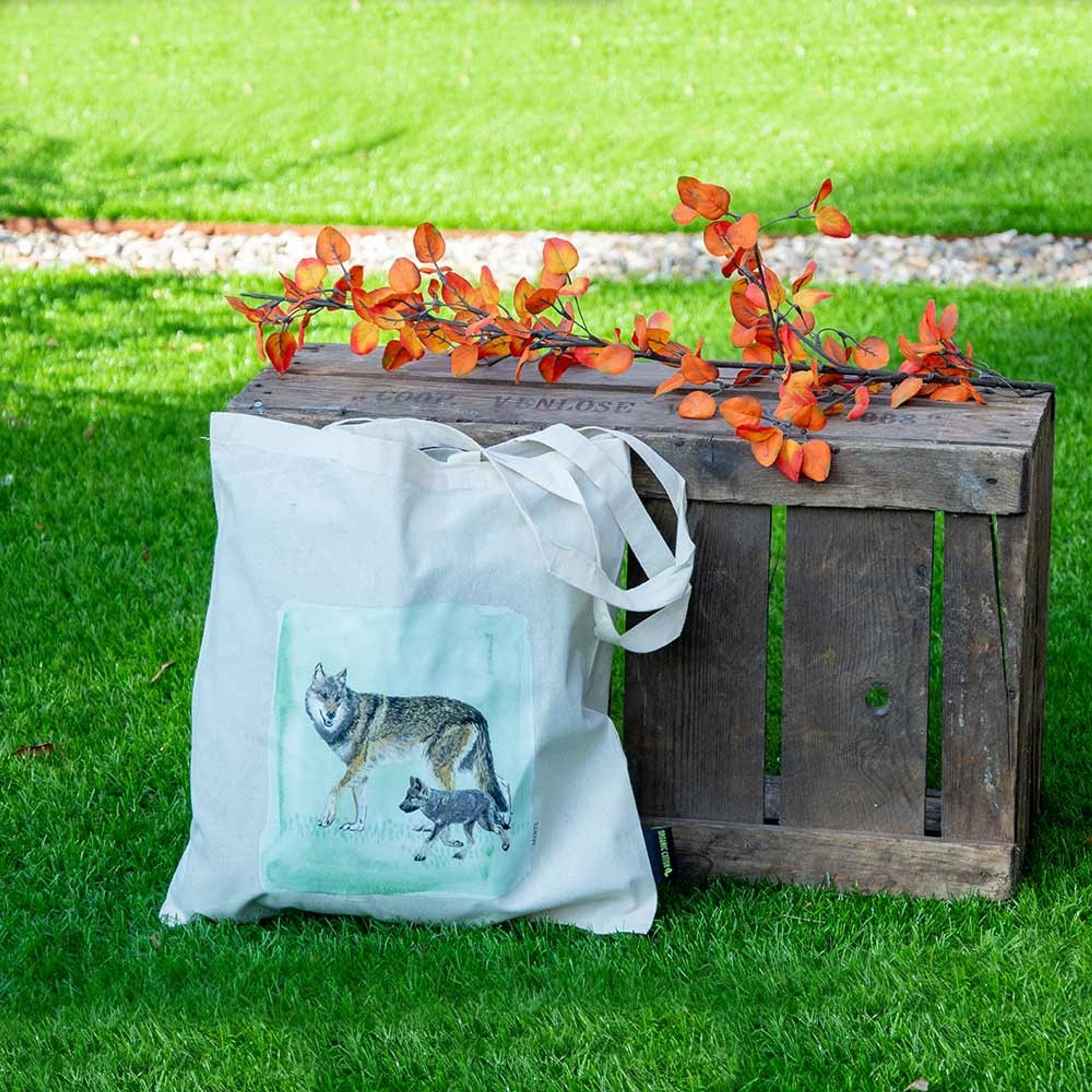 Comparer les prix de Sac en coton loup – Myrte | Tote | Sac Coton | Sac avec Illustration | Vivara