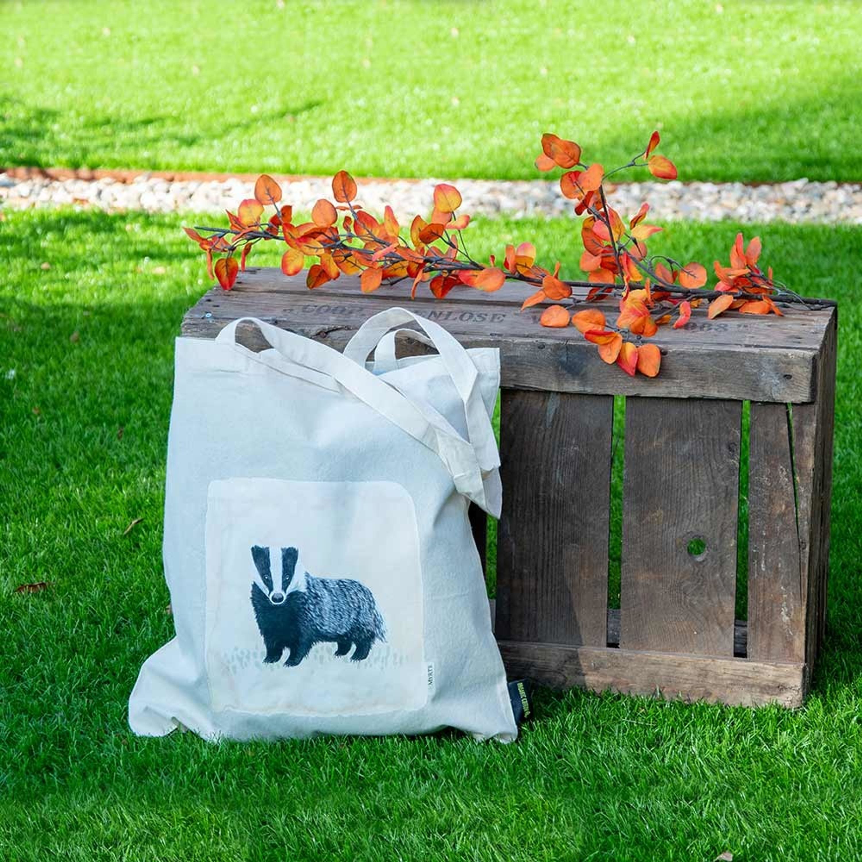 Comparer les prix de Sac en coton blaireau – Myrte | Sacs de courses | Sac Coton | Illustration | Vivara