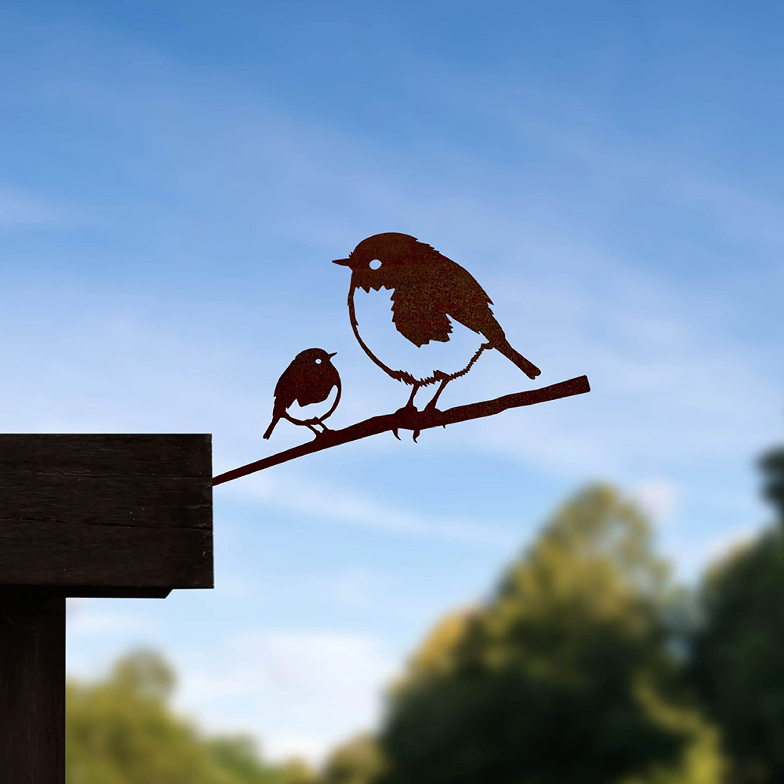 Metalbird Roodborstje En Kuiken | Vivara | Tuindecoratie | Roodborst silhouet van natuurlijk roesten