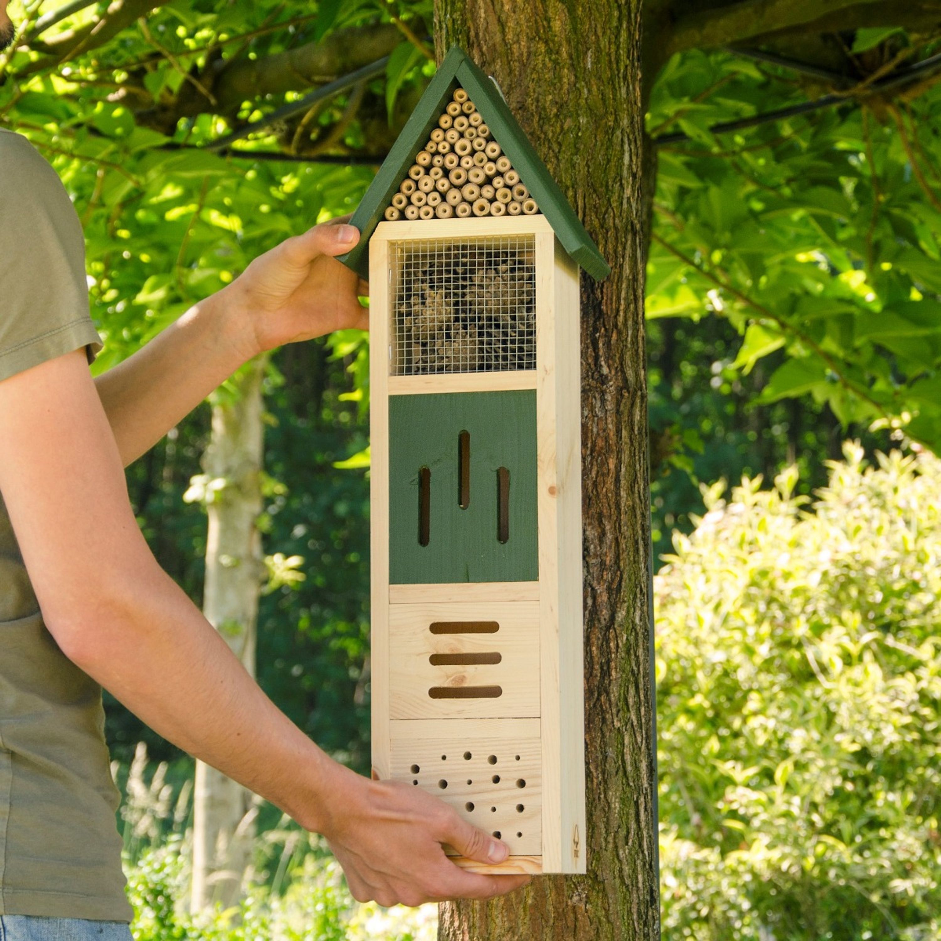 Insektenhotel Elba | CJ Wildlife